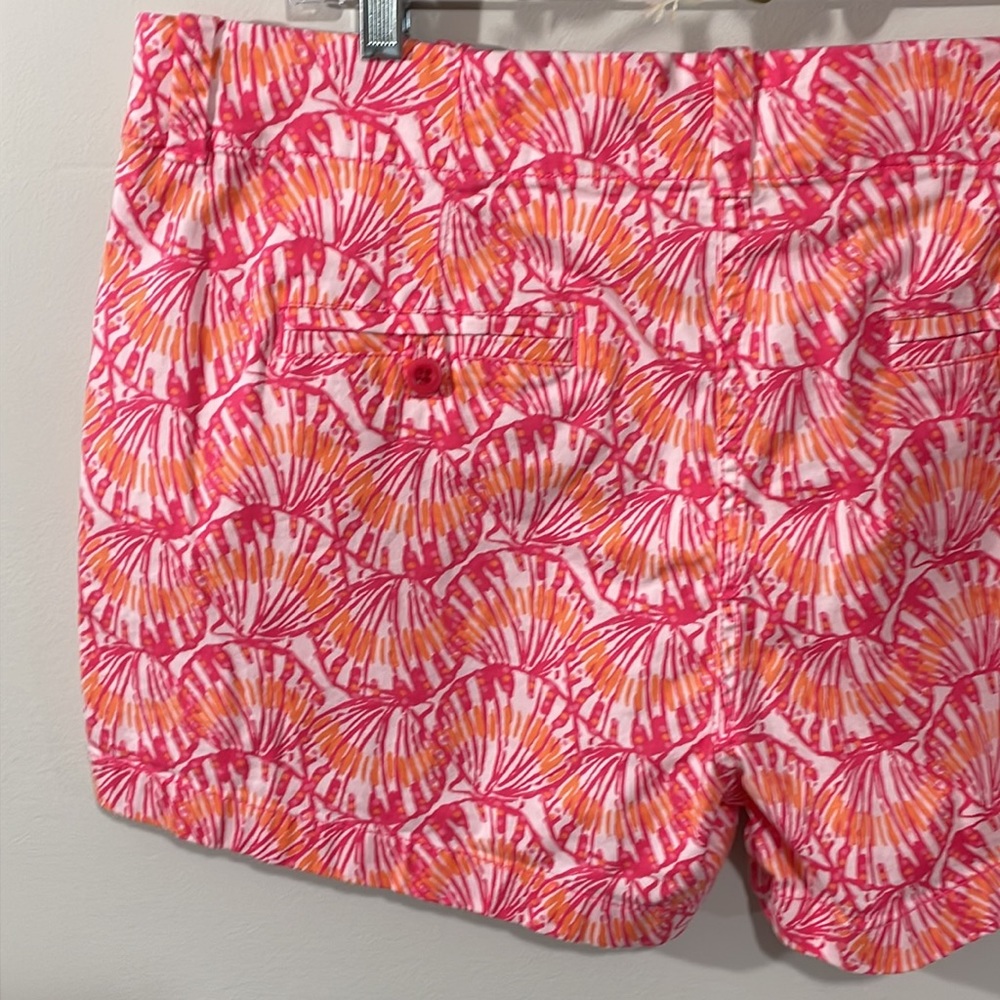 Vineyard Vines Pink and Orange Shell Print Women’s Shorts - Picture 6 of 16